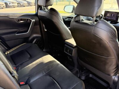 2023 TOYOTA RAV4 SE 2.5 Litres V4 Petrol HYBRID Engine Blue Black American Specs AWD