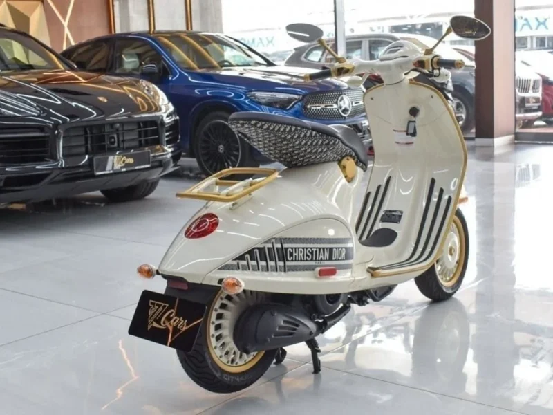 2022 VESPA 946 CHRISTIAN DIOR (ONLY 946 PIECES IN THE WORLD) White Black
