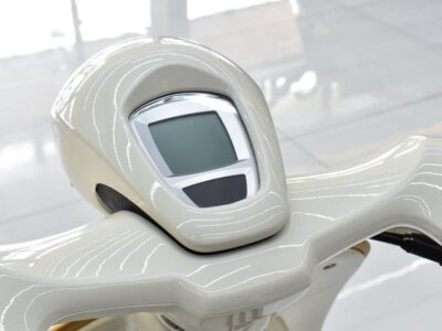 2022 VESPA 946 CHRISTIAN DIOR (ONLY 946 PIECES IN THE WORLD) White Black