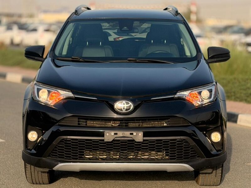 2017 TOYOTA RAV4 LE 2.5 Litres V4 Petrol Engine Black SUV American Specs Automatic