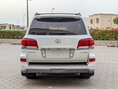 2013 Lexus LX-Series LX 570 Platinum 8 Cylinders Petrol Engine White Beige SUV GCC Specs
