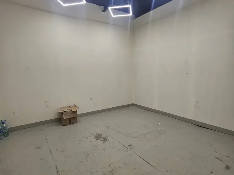 175 sqft Ground Floor Small Warehouse Available in Al Qouz 4 Dubai
