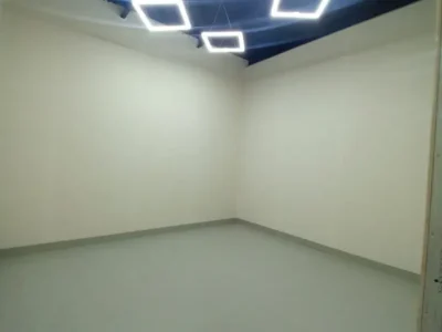 SMALL SIZE 160 SQFT WAREHOUSE AVAILABLE IN AL-QUOZ 4