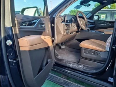 2022 Cadillac Escalade V8 Petrol Engine 6.2 Litres Blue Tan SUV GCC Specs Automatic