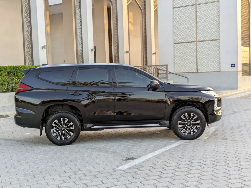 2020 Mitsubishi Montero Sport GLS 4WD Top Line 6 Cylinders Petrol Engine Black Beige SUV