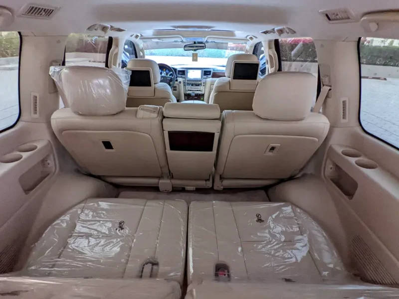 2013 Lexus LX-Series LX 570 Platinum 8 Cylinders Petrol Engine White Beige SUV GCC Specs