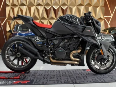 2022 KTM 1300R KTM BRABUS 1300 R 1 OF 77 LIMITED EDITION Black