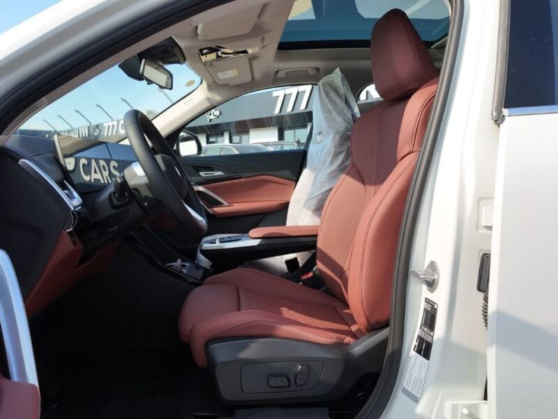 2026 BMW X2 sDrive 25i M Sport 2.0 Liter 4 Cylinders Twin Turbo White Brown SUV