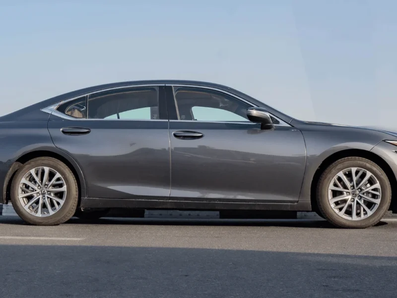 2026 Lexus ES300h 2.5L 4-Cylinder Hybrid Petrol Engine Grey Tan Sedan GCC Specs