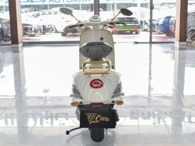 2022 VESPA 946 CHRISTIAN DIOR (ONLY 946 PIECES IN THE WORLD) White Black