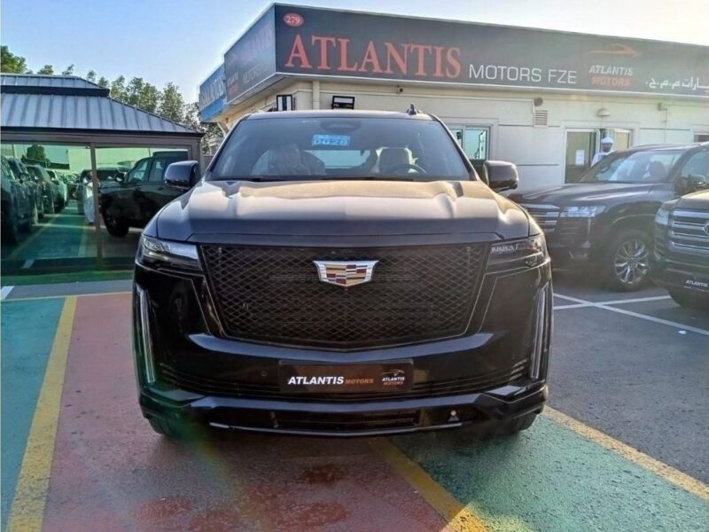 2022 Cadillac Escalade V8 Petrol Engine 6.2 Litres Blue Tan SUV GCC Specs Automatic