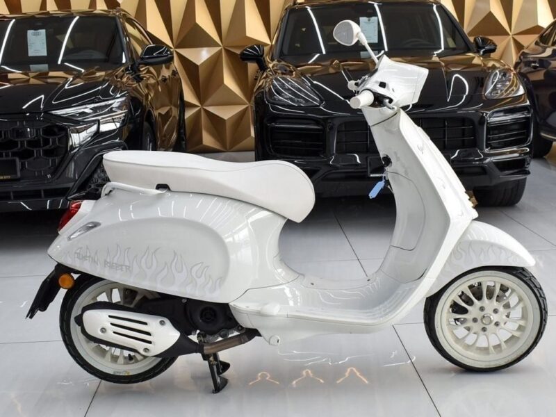 2022 Vespa Sprint Sport 50 JUSTIN BIEBER EDITION White