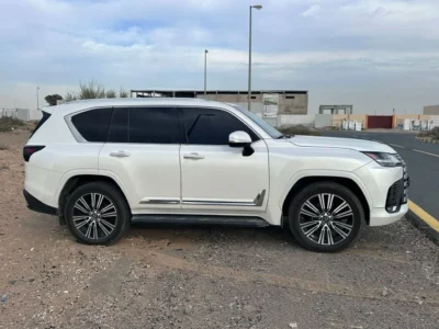 2022 Lexus LX 600 3.5L twin-turbo V6 Petrol Engine Full Option White Purple SUV GCC Specs