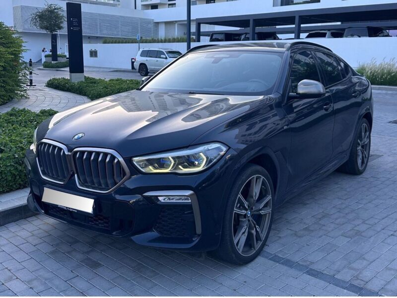 2020 BMW X6 M50i 4.4 Litres TWIN TURBO V8 Petrol Engine Black Maroon SUV GCC Specs