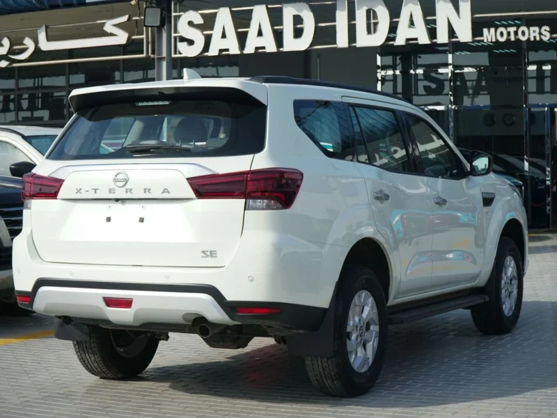 2023 Nissan X-Terra 2.5-L 4-Cylinder DOHC Petrol Engine White Beige SUV GCC Specs