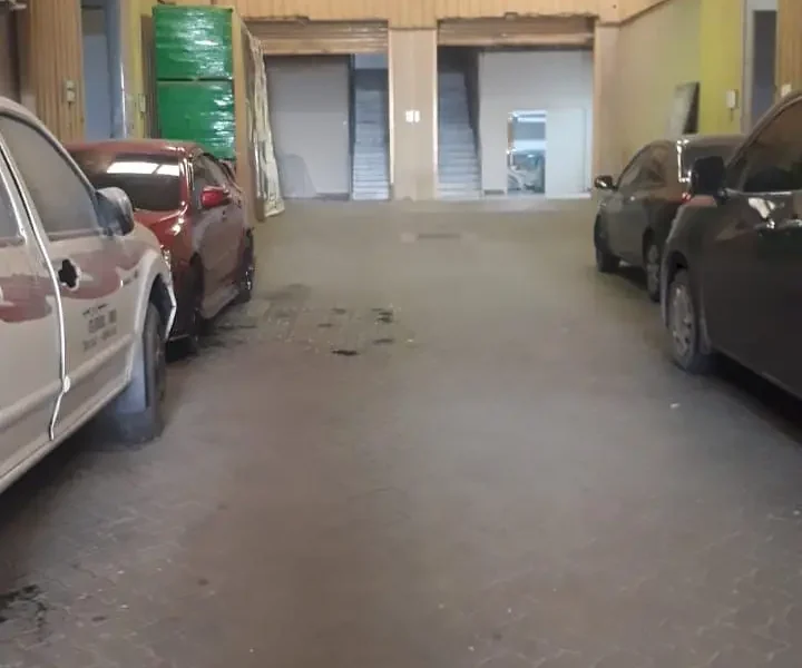 Summer Offer Less Price Warehouse Storage Available for Rent in Dubai Al Qouz 04