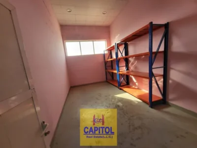 275 SQFT WAREHOUSE AVAIALBLE FOR RENT
