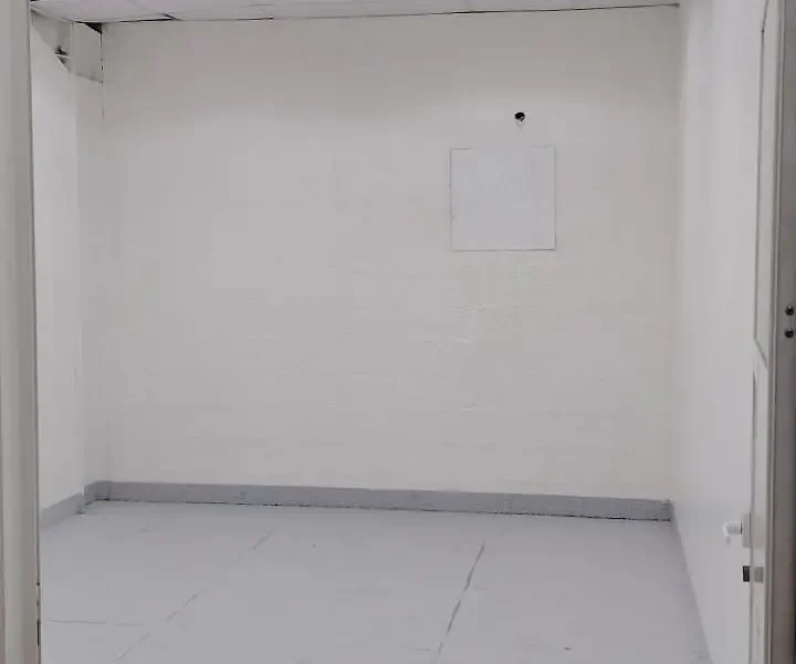 370 sqft on Mezzanine Floor Warehouse Available in Al Quoz