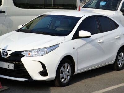 2022 Toyota Yaris G 1.5 Litres 4 Cylinders Petrol Engine White Black Sedan FWD GCC Specs