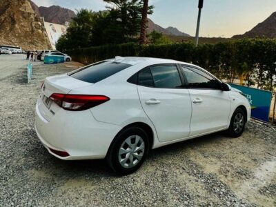 2022 Toyota Yaris G 1.5 Litres 4 Cylinders Petrol Engine White Black Sedan FWD GCC Specs