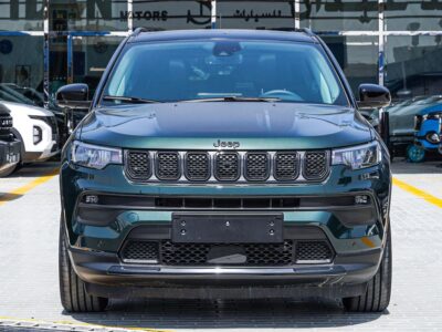 2025 Jeep Compass 2.0 Litres Turbocharged Inline 4-Cylinder Green Black SUV
