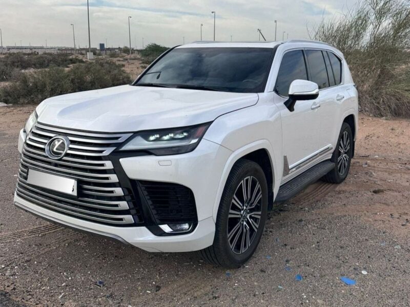 2022 Lexus LX 600 3.5L twin-turbo V6 Petrol Engine Full Option White Purple SUV GCC Specs
