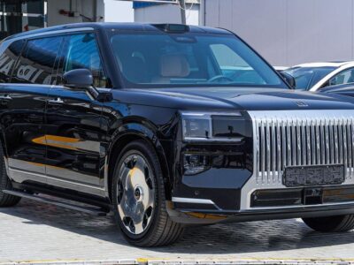 2025 Zeekr 9X 2.0 Litres turbocharged 4-cylinder Hybrid Engine Black Tan SUV