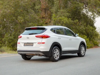 2020 Hyundai Tucson GDI 2.4L 4 Cylinders Petrol Engine White Beige SUV GCC Specs