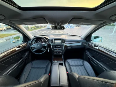 2013 Mercedes-Benz GL-Class GL 450 4matic V8 Petrol Engine White Black SUV