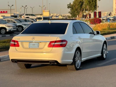 2011 Mercedes-Benz E-Class E500 V8 Petrol Engine White Black Sedan Neat and Clean Car
