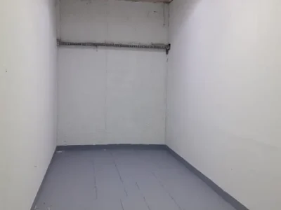 TOP TIER STORAGE CONTANER UNIT IN AL QUOZ INDUSTRIAL AREA 4