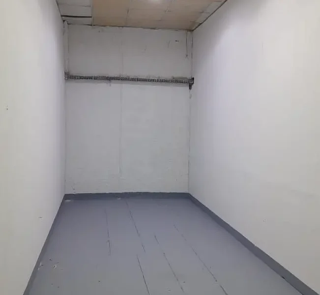 TOP TIER STORAGE CONTANER UNIT IN AL QUOZ INDUSTRIAL AREA 4