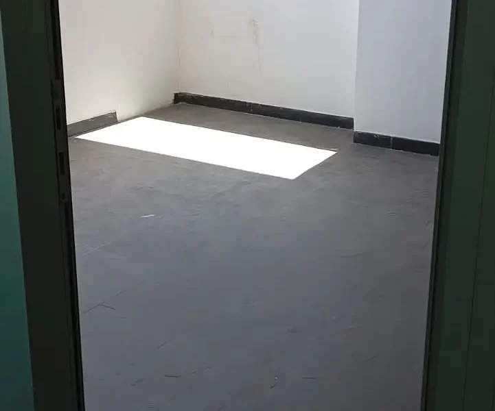 Excellent Furnished Office with Balcony