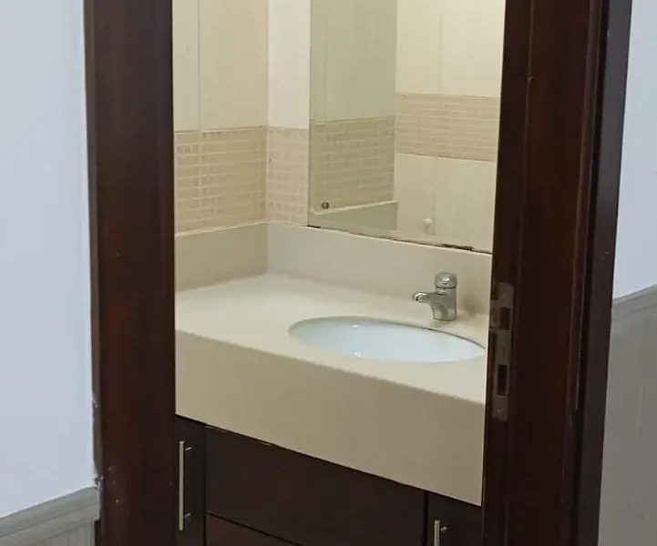Excellent Furnished Office with Balcony