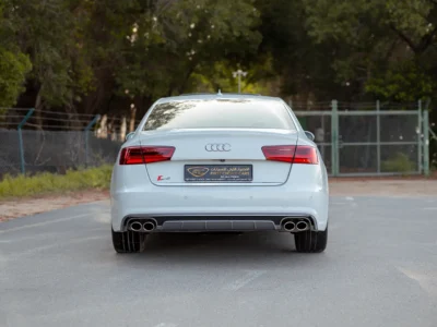 2016 Audi S6/RS6 TFSI Quattro 4.2 Litres 8 Cylinders Petrol Engine White Black Sedan GCC Specs