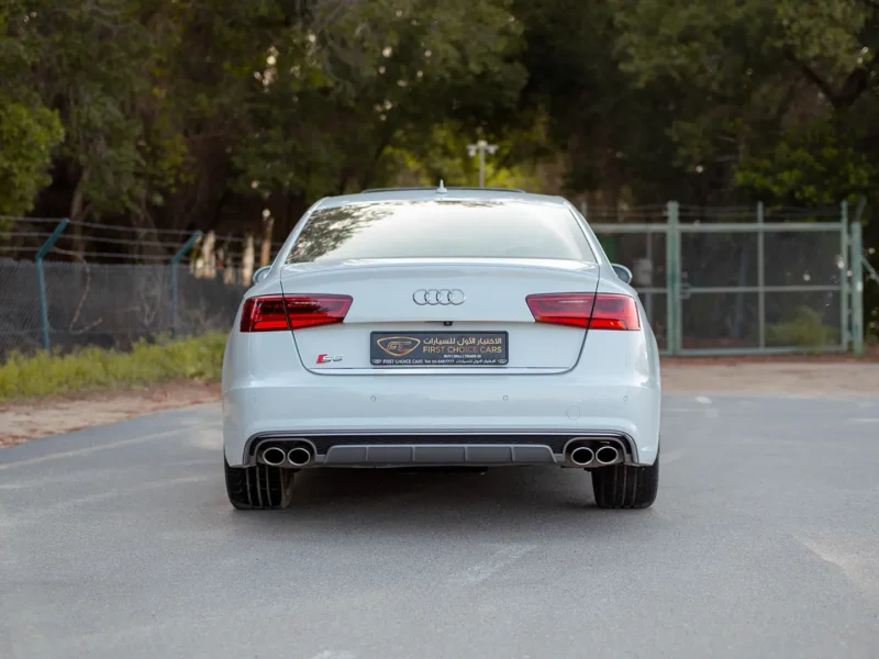 2016 Audi S6/RS6 TFSI Quattro 4.2 Litres 8 Cylinders Petrol Engine White Black Sedan GCC Specs