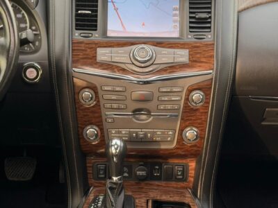 2020 NISSAN ARMADA SL 5.6 Litres V8 Petrol Engine VVT Grey Black SUV US Specs