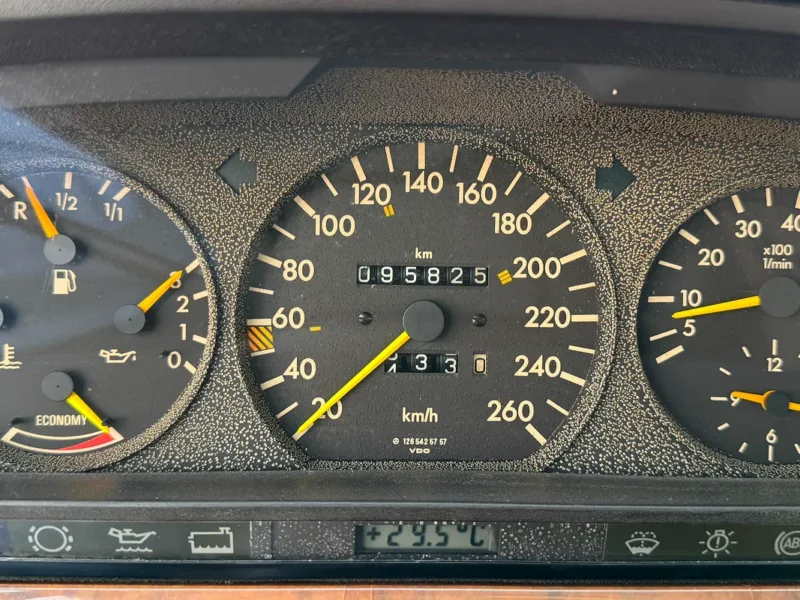 1989 Mercedes-Benz SEL-Class 560 SEL 8 Cylinders Petrol Engine Black Sedan Clean Title
