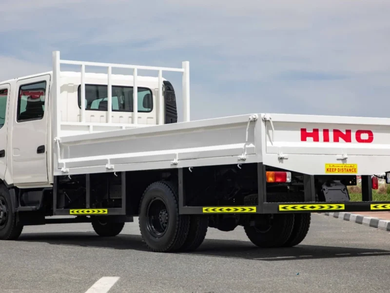 2024 Hino 300 Series 714 Double Cab 4.0‑liter Turbocharged Diesel Engine White Grey Truck