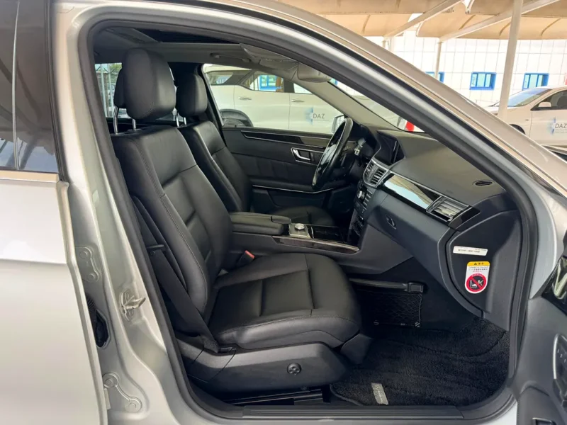 2010 Mercedes-Benz E-Class E350 6 Cylinders Petrol Engine Silver Black Sedan