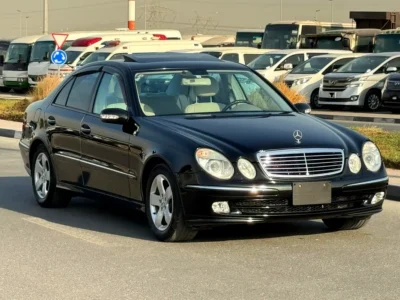2004 Mercedes-Benz E-Class E320 6 Cylinders Petrol Engine Black Beige Sedan