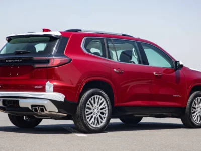 2024 GMC Acadia Denali 2.5L Turbocharged Inline-4 Petrol Engine Red White SUV