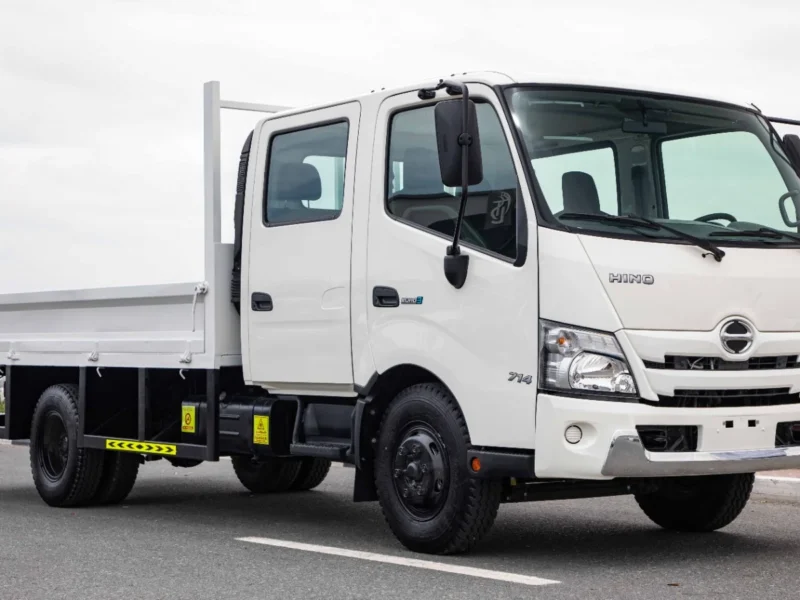 2024 Hino 300 Series 714 Double Cab 4.0‑liter Turbocharged Diesel Engine White Grey Truck