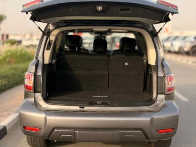 2020 NISSAN ARMADA SL 5.6 Litres V8 Petrol Engine VVT Grey Black SUV US Specs