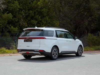 2022 Kia Carnival LX 3.5 Litres 6 Cylinders Petrol Engine White Tan Minivan GCC Specs