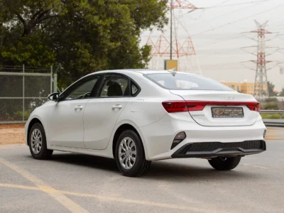 2023 Kia Cerato LX 1.6 Litres 4 Cylinders Petrol Engine White Black Sedan GCC Specs