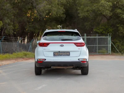 2020 Kia Sportage LX 2.4 Litres 4 Cylinders Petrol Engine White Black SUV GCC Specs