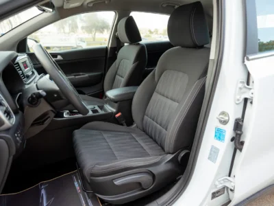 2020 Kia Sportage LX 2.4 Litres 4 Cylinders Petrol Engine White Black SUV GCC Specs