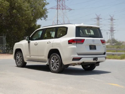 2024 Toyota Land Cruiser GXR 4.0 Litres 6 Cylinders Petrol Engine White Beige SUV GCC