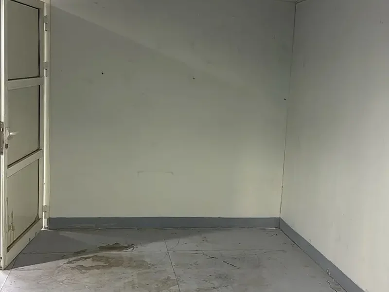 Cost Friendly Warehouse Unit Designed for Straightforward Storage Use in a Well Connected Industrial Area